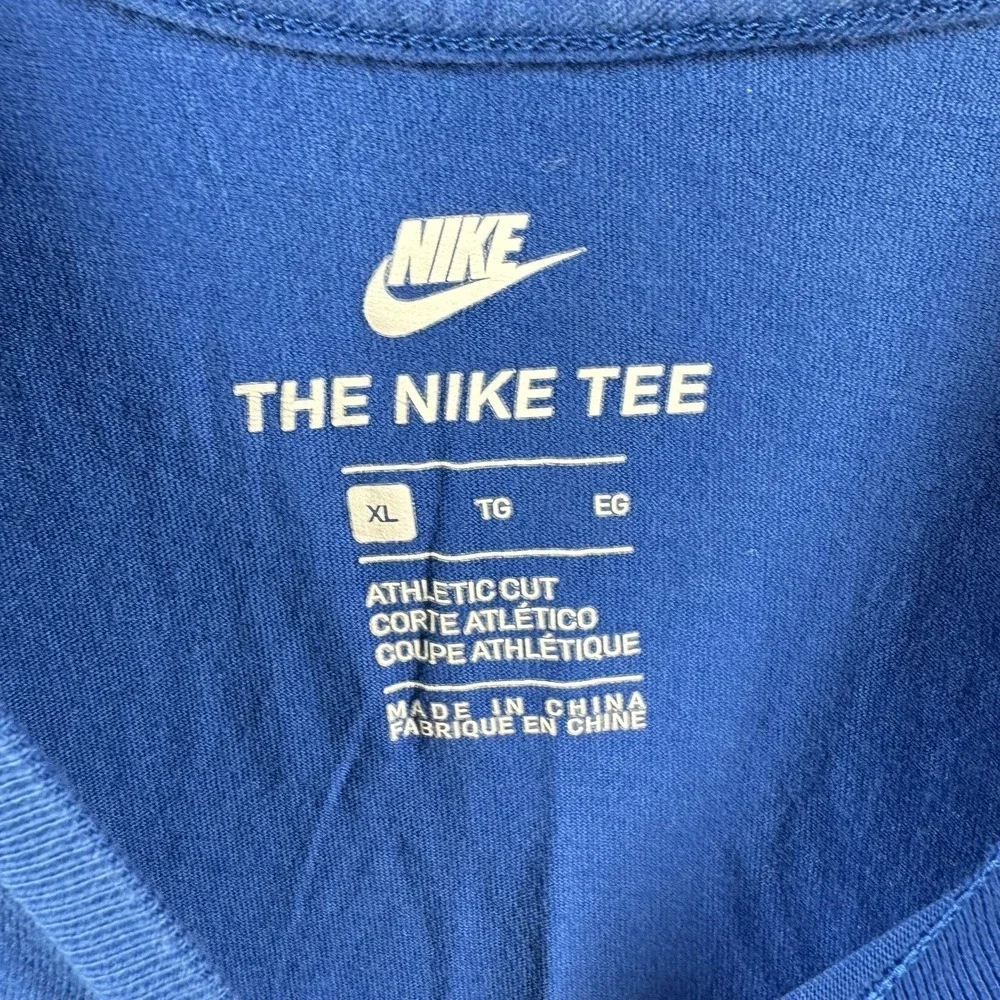 Nike‎ Shirt Mens XL Blue Athletic Cut Tee Dri-Fit Logo Graphic Short Sleeve Top
